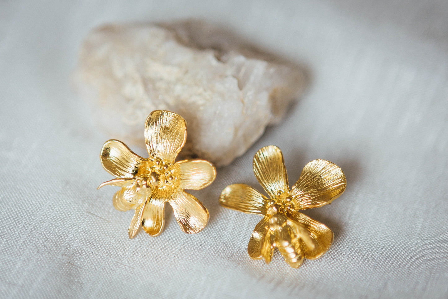 Pendientes Flores y Abejas