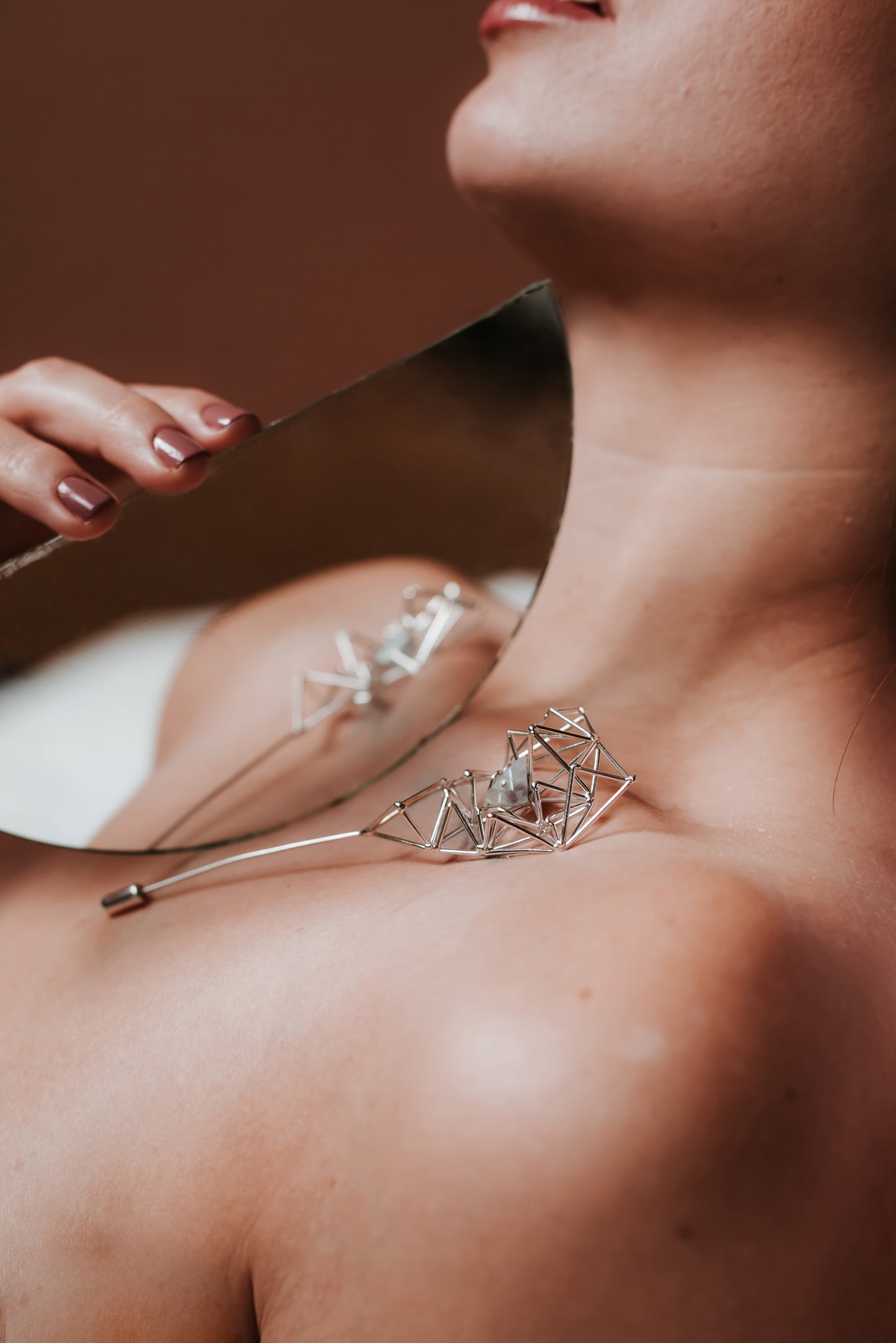 Broche Nébula III