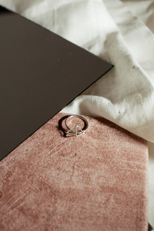Anillo VI
